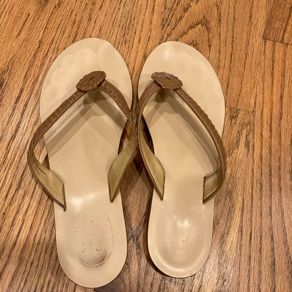 BROKEN Jack Rogers Rowan flip flop - Picture 2 of 9